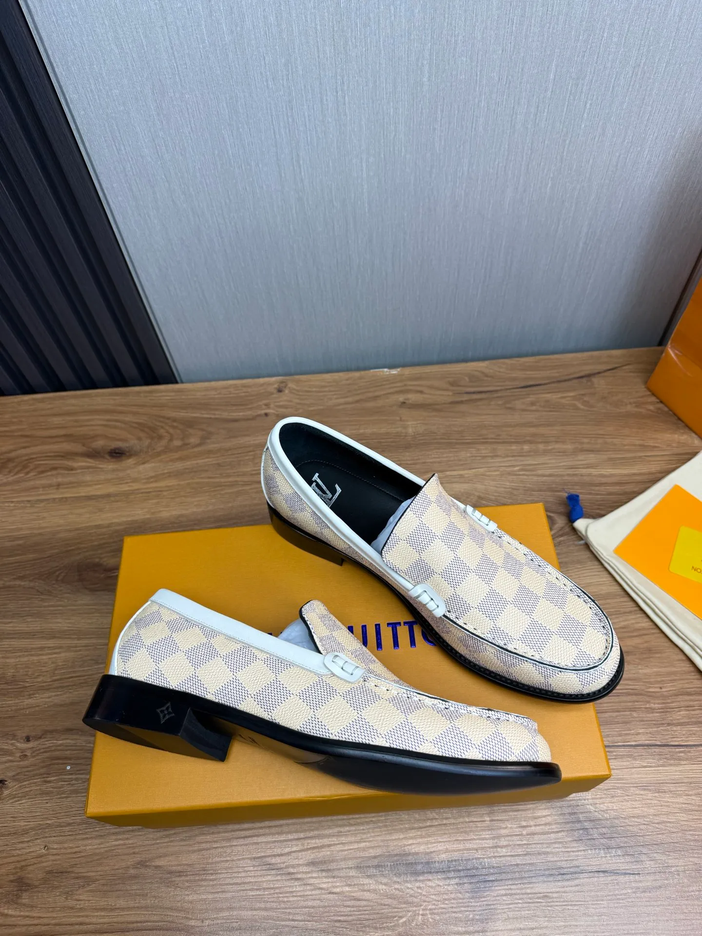 Factory 660💰 LV. Men's business casual leather shoes, all made of imported original brand leather, just to create a more comfortable wearing experience, original non-slip and wear-resistant outsole ✔️16-45 (38.45 non-returnable)